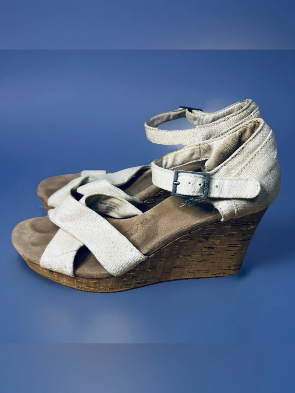 Toms Wedge BEIGE Cork Canvas Ankle Strap Buckle Sandal Sexy Neutral Core Sz 8.5
